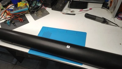 Skuteczna naprawa soundbar JBL Cinema SB450. Przy starcie wydawał z siebie 